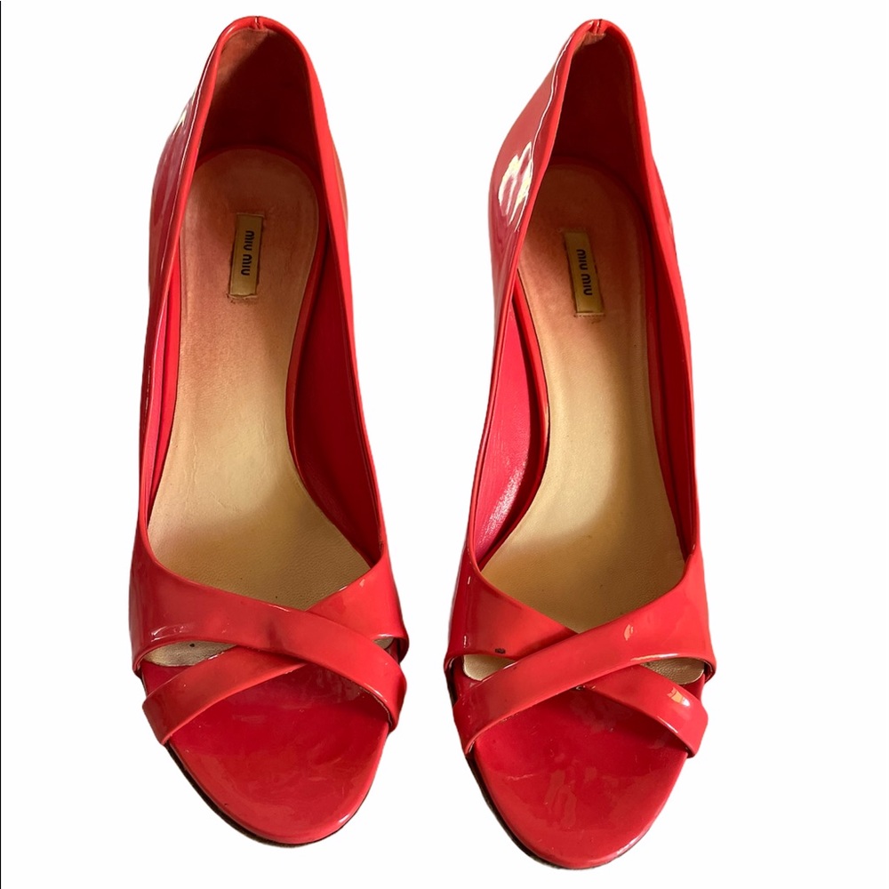 Lovely sandals from the Couture House MIU MIU